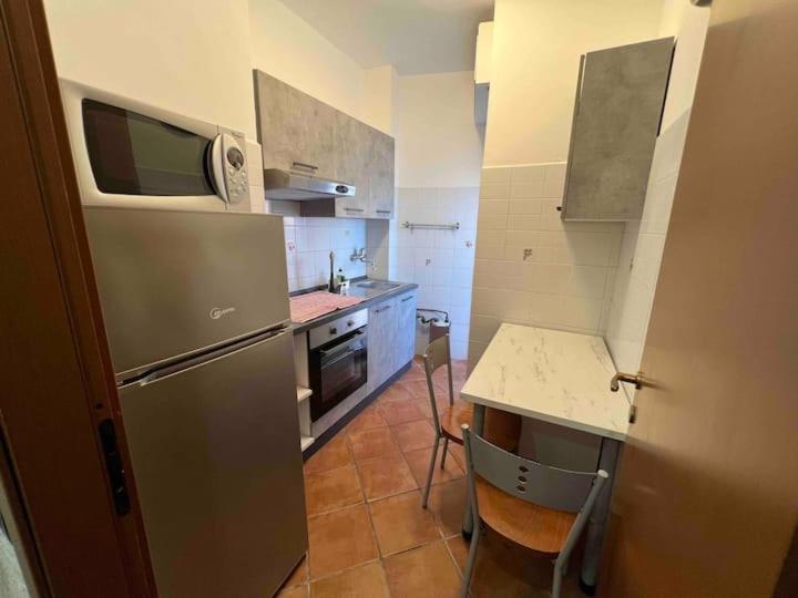 Piccolo Monolocale Confortevole Vicino A Milano Cormano Kültér fotó